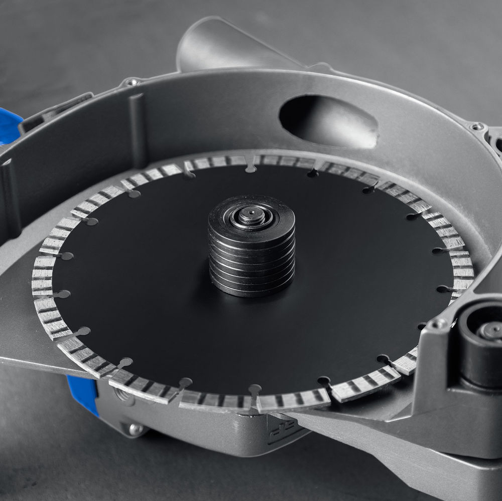 Штроборез (бороздодел) d 230 мм, 2700 Вт, ширина 65 мм, металический ящик ЗУБР Профессионал ЗШ-П65-2700 ПСТК