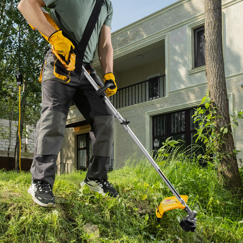 Триммер электрический TE-1220, 1200 Вт, 380 мм, катушка, диск, разборная штанга Denzel (96642)