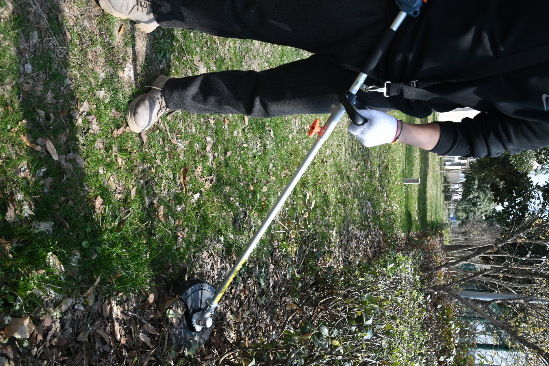 Триммер сетевой, 1200 Вт, 34 см (леска), 23 см (нож), D-рукоятка