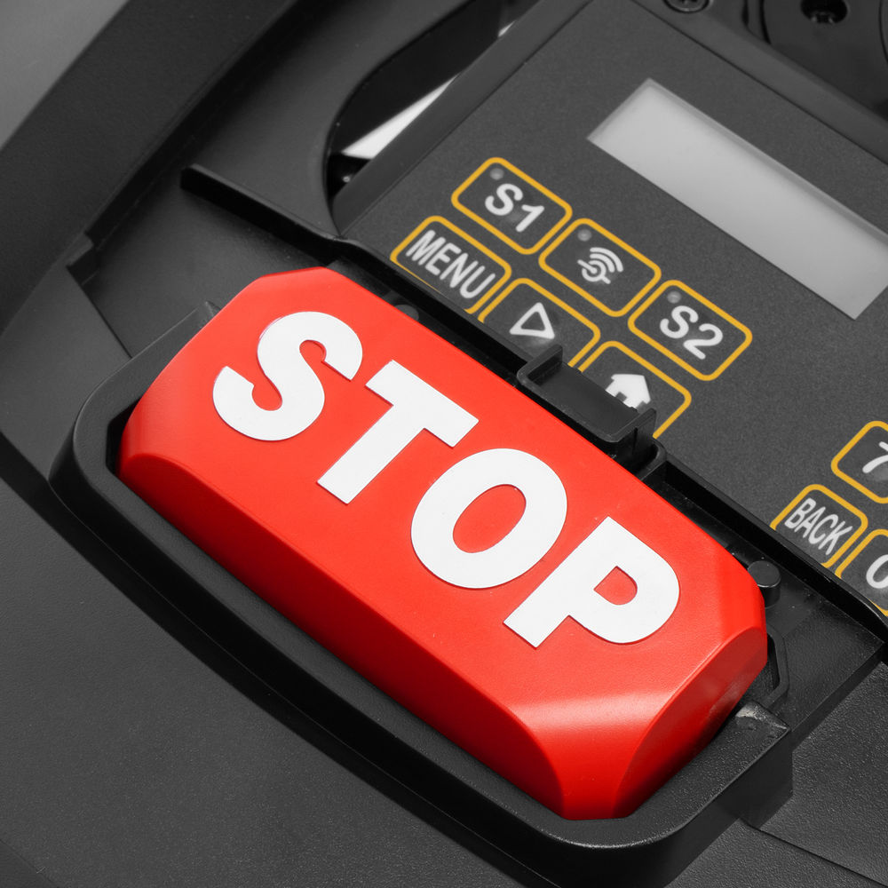 Робот-газонокосилка 1000м? 3Ач 28V LCD дисплей Wi-Fi Grass Master 1000 Denzel 58955