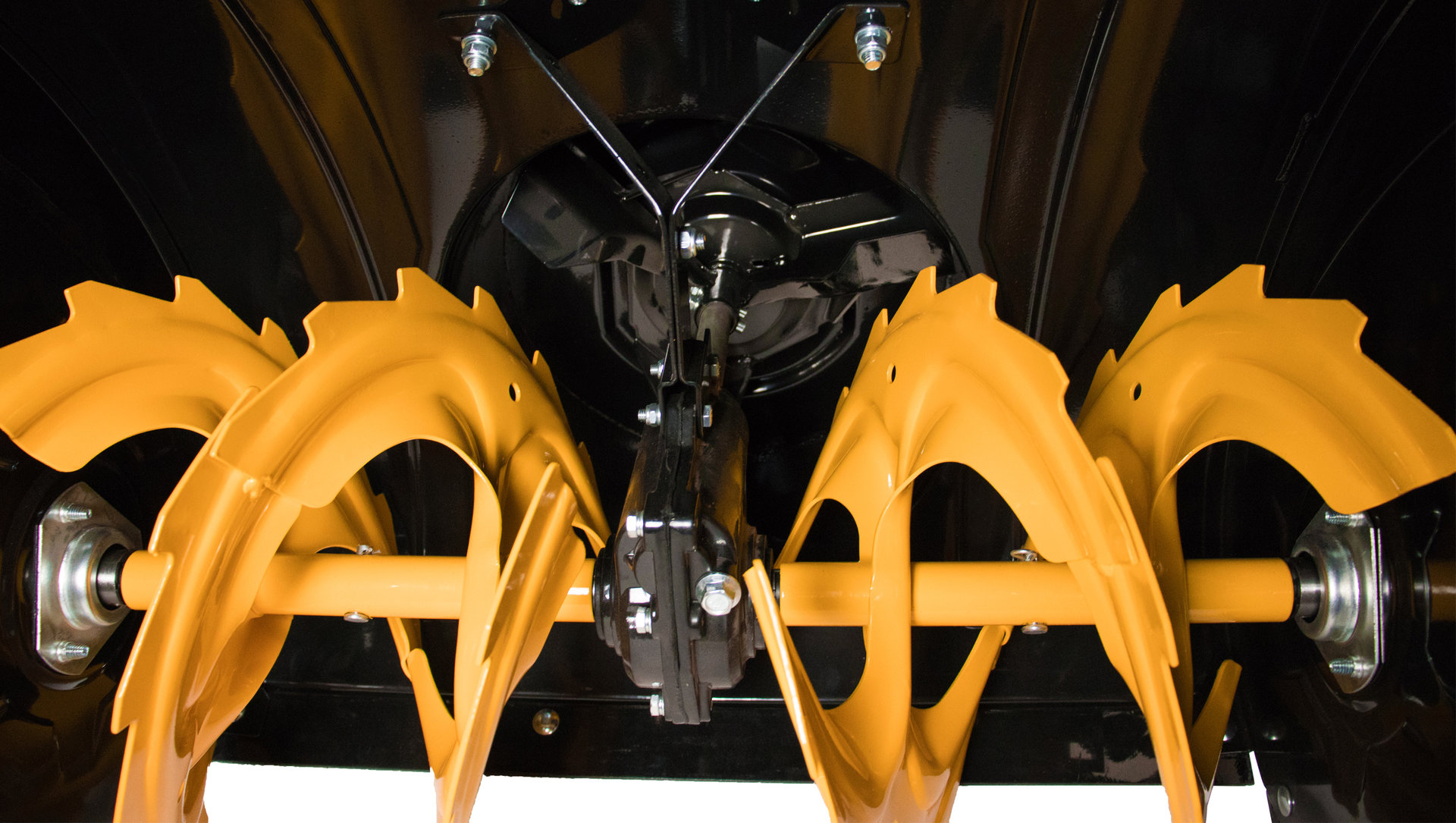 Снегоотбрасыватель CHAMPION ST662E (6,5лс61см6F/2Rколеса3,6л80,5кг эл.стартер, фары, обогрев рук) (ST662E)