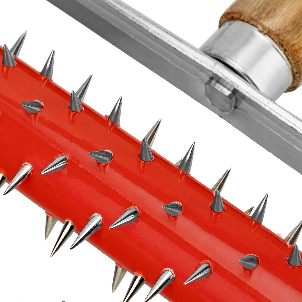 Валик для гипсокартона, 150 мм, игольчатый, деревянная ручка 500 мм MTX (87901)