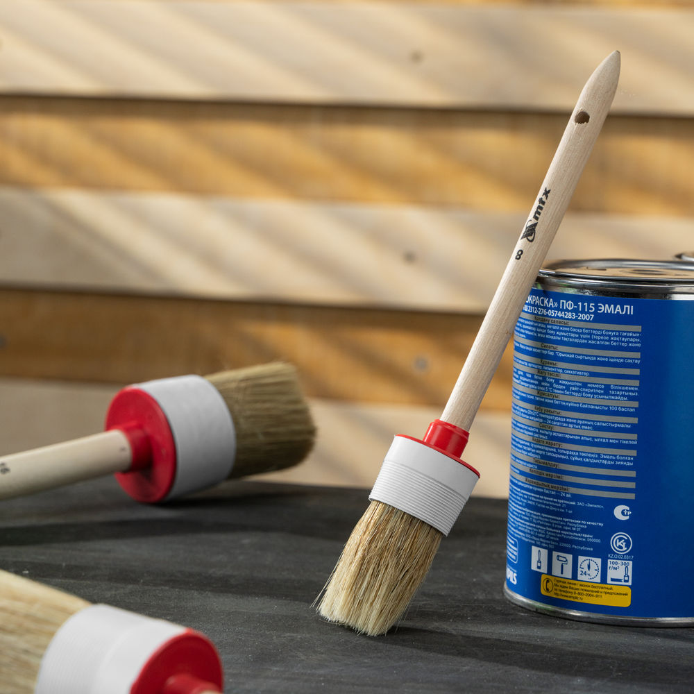 Кисть круглая № 8 (35 мм) натуральная щетина, деревянная ручка MTX (82078)