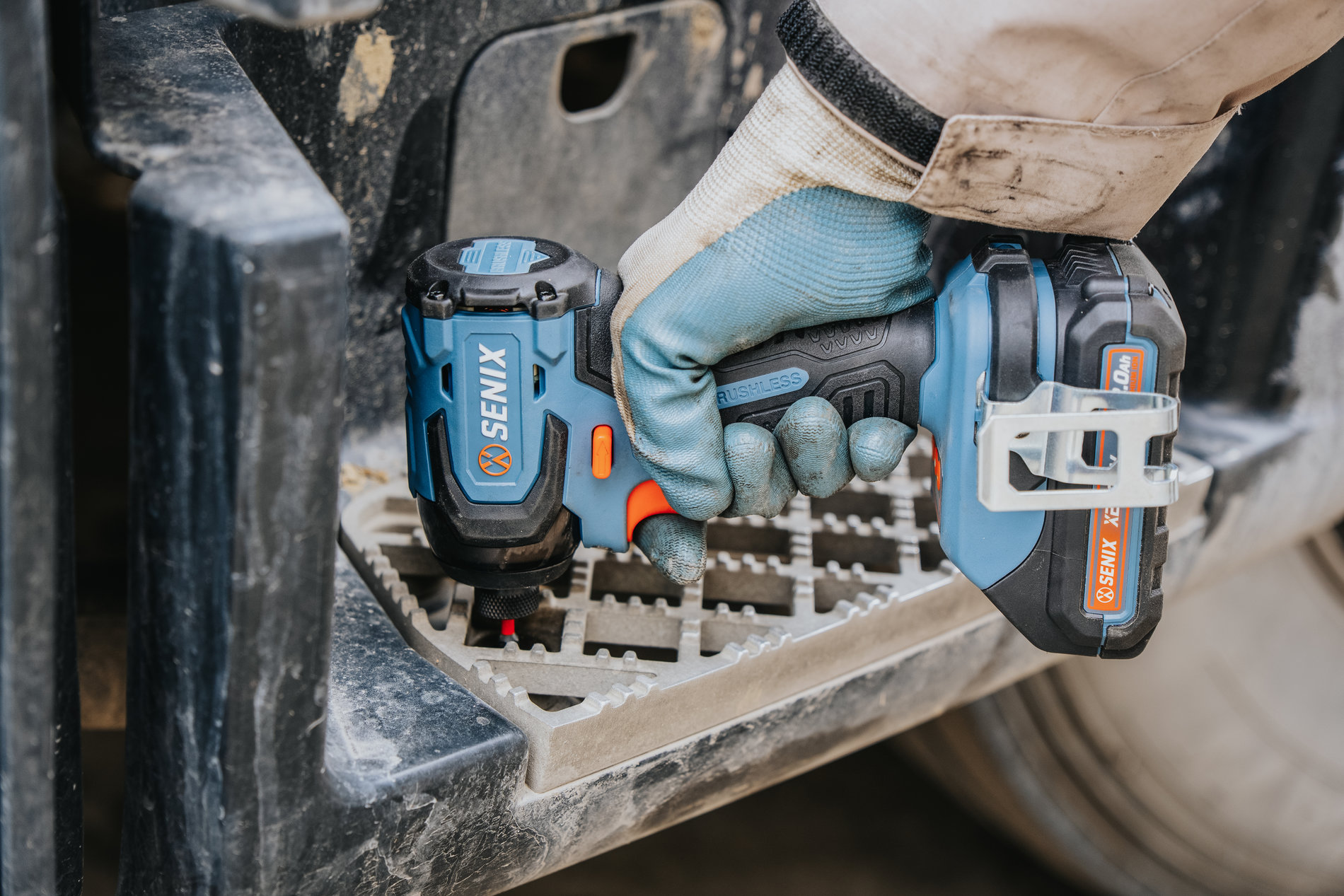 Импульсный шуруповерт, 180Нм, 1х4Ач, ЗУ, кейс X2 20В