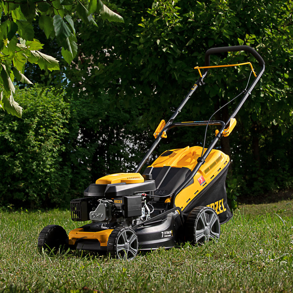 Газонокосилка бензиновая GLD-460, 146 куб.см, ширина 46 см, ручная, 7 уровней, травосборник 50 л Denzel (58802)