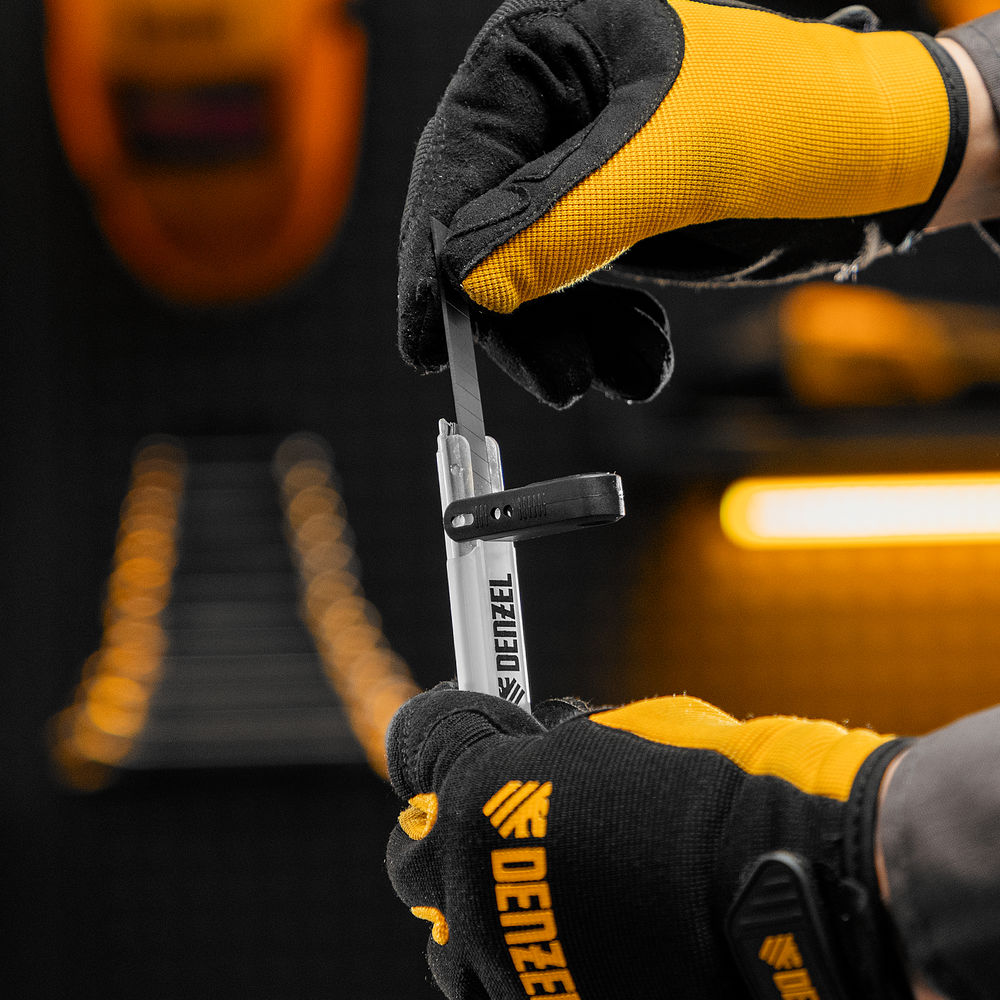 Лезвия, 9 мм, сталь SK5 - 0,4 мм, 10 штук Denzel (79300)