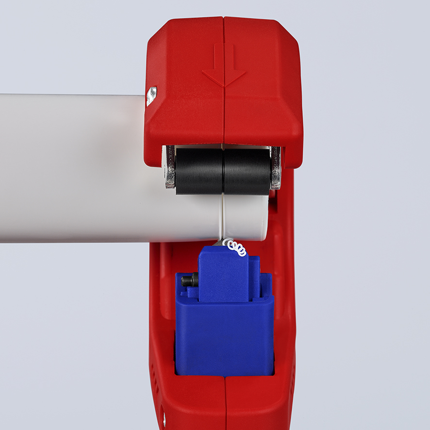 Труборез O 32/40/50 мм для канализационных пластиковых труб, толщина max 2.4 мм, длина 202 мм, BK DP50 KNIPEX KN-902301BK