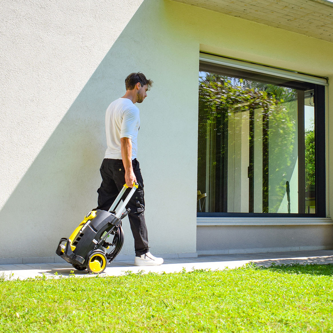 Аппарат (мойка) высокого давления электрический Lavor LVR3 140