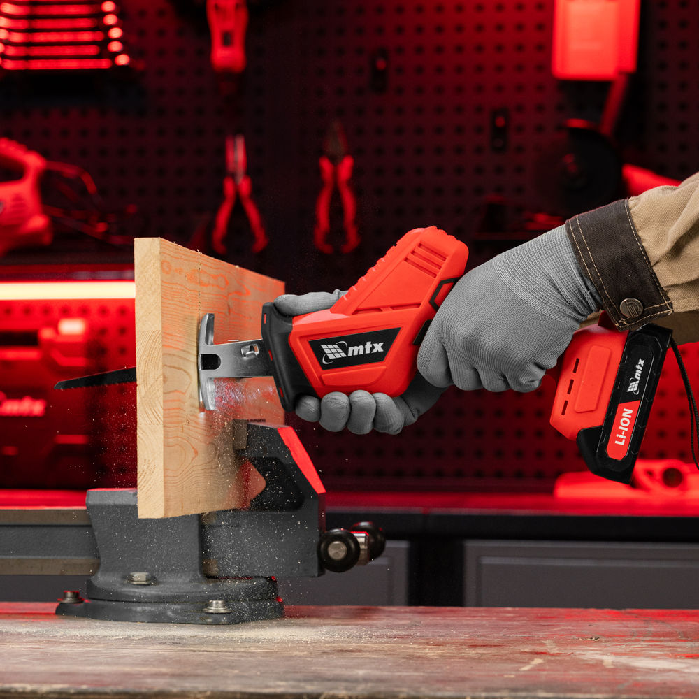 Пила сабельная аккумуляторная RС-80, Li-Ion, 20 В MTX (28812)