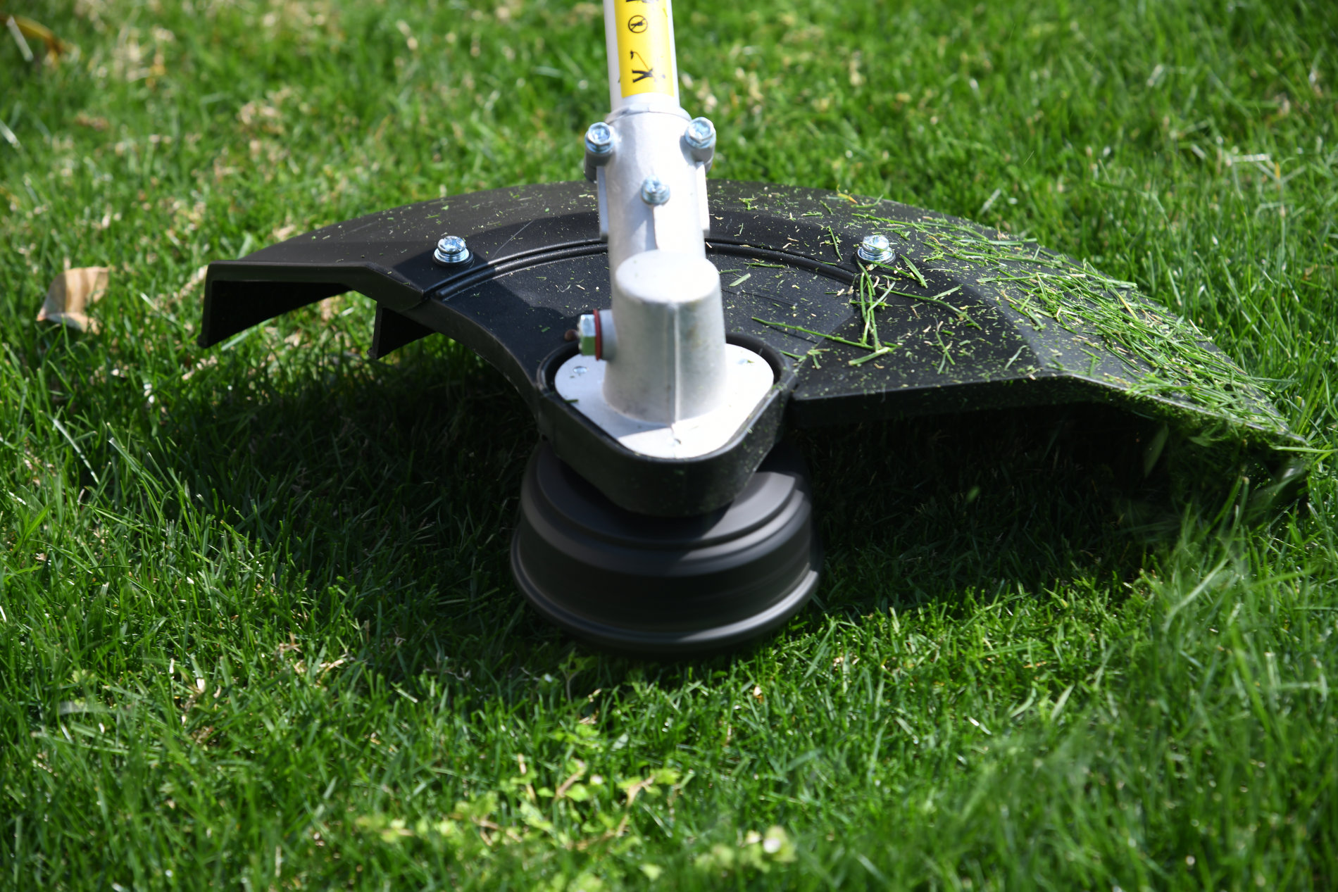 Триммер сетевой, 1200 Вт, 34 см (леска), 23 см (нож), D-рукоятка