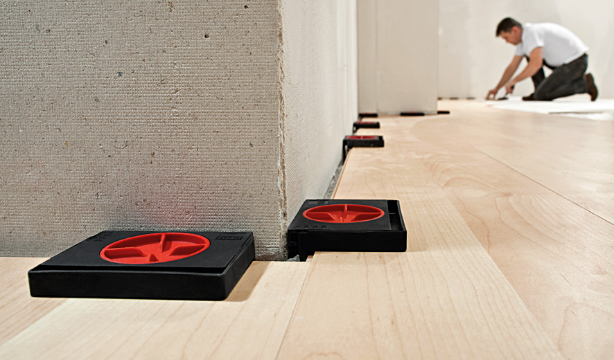 Распорка для укладывания паркета, ламината и плитки 20/89, 4 шт, регулировка расстояния до стены от 5 до 20 мм AV2 BE-AV2