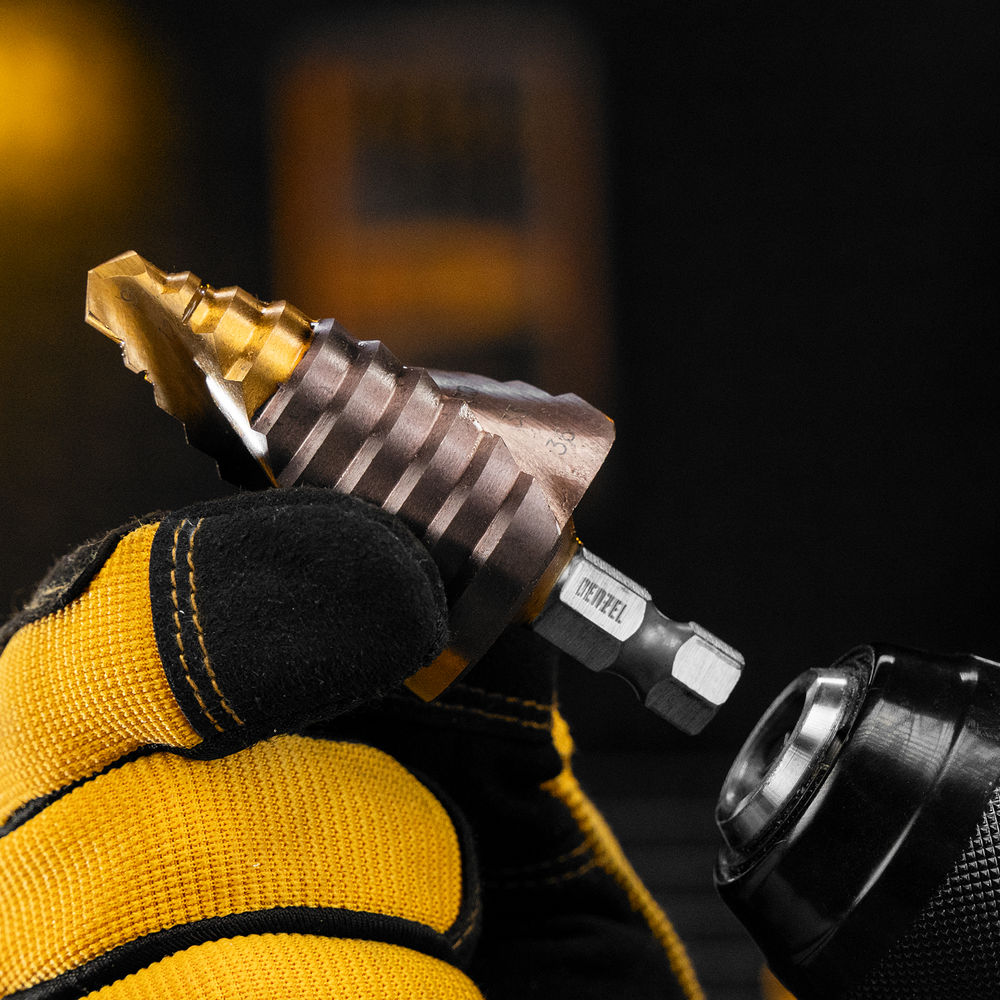 Сверло ступенчатое, 9-12-15-18-21-24-27-30-33-36 мм, Р6М5К5, 6-гр. хвостовик Denzel (723615)