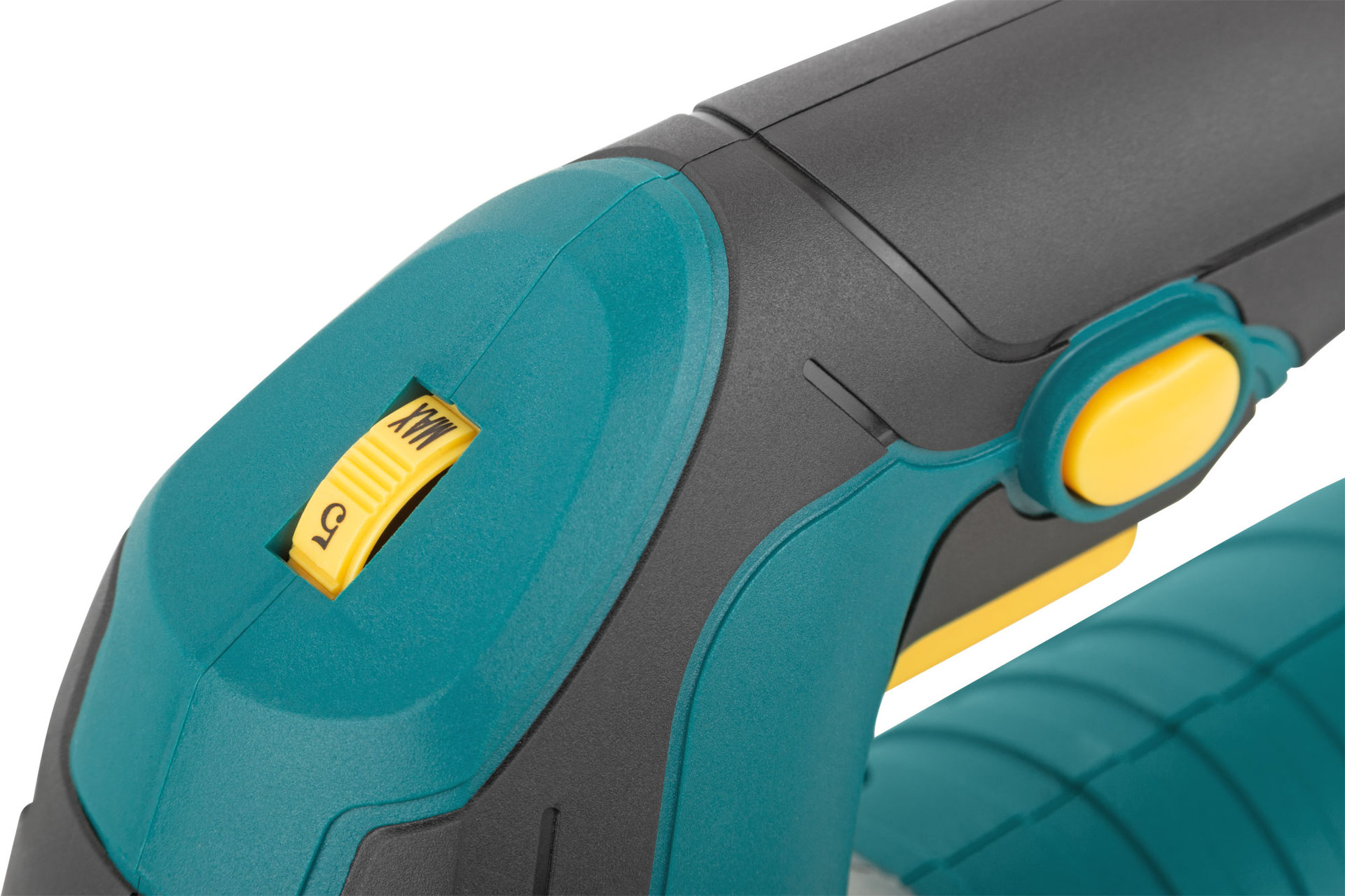 Лобзик 710 Вт; 0-3000 ход/мин; БзП; маятник; 80 мм; 2,1 кг; рез. накл.; коробка (80352)