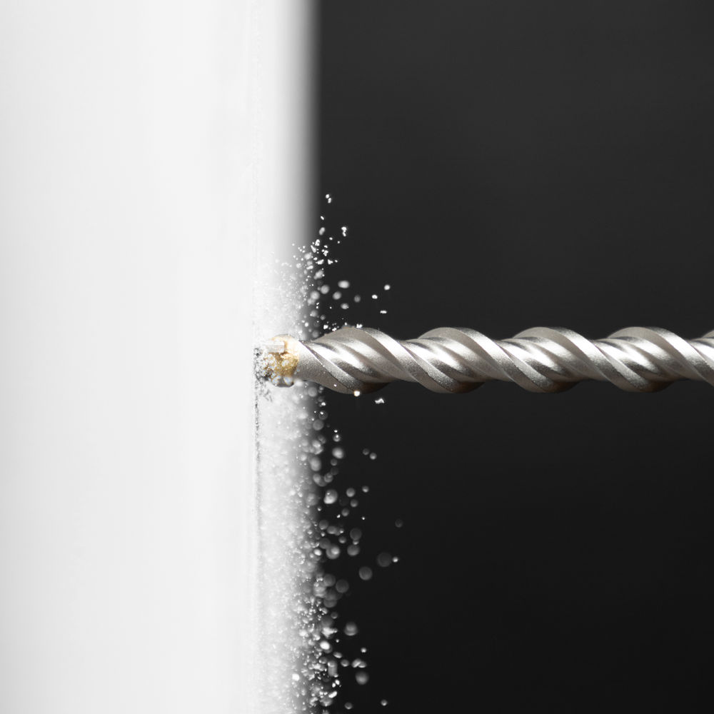 Бур по бетону, двойная спираль, три пылеотводящие кромки, 12 x 210 мм DENZEL (705024)