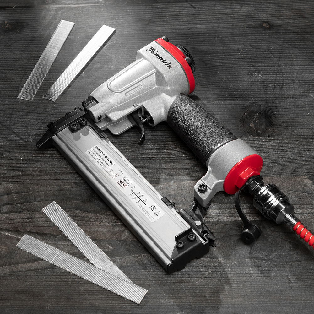 Нейлер финишный, шпилькозабивной пистолет, пневматический, гвоздь 23GA D 0.64 мм длина 10-30 мм Matrix (57425)