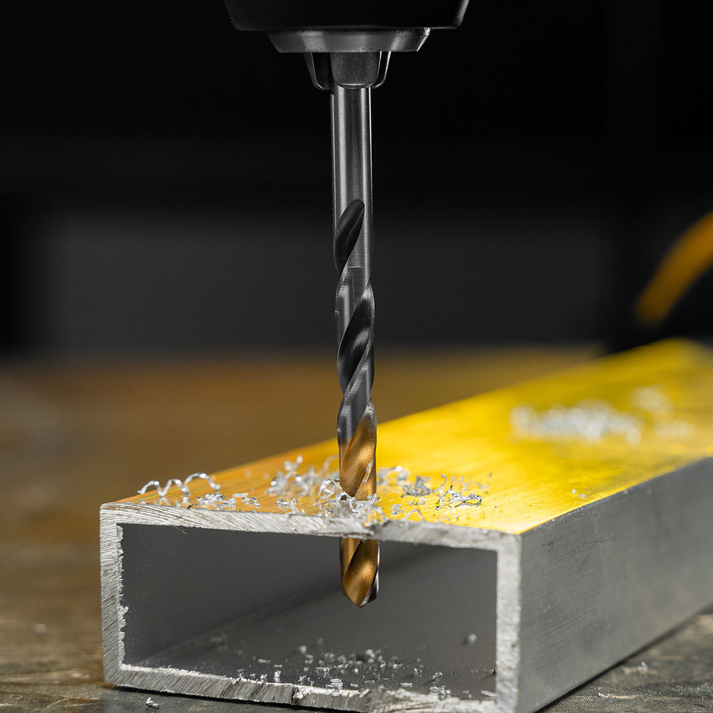 Сверло спиральное по металлу 5,5 x 93мм, Р6М5, Golden Tip, многогранная заточка Denzel (718277)