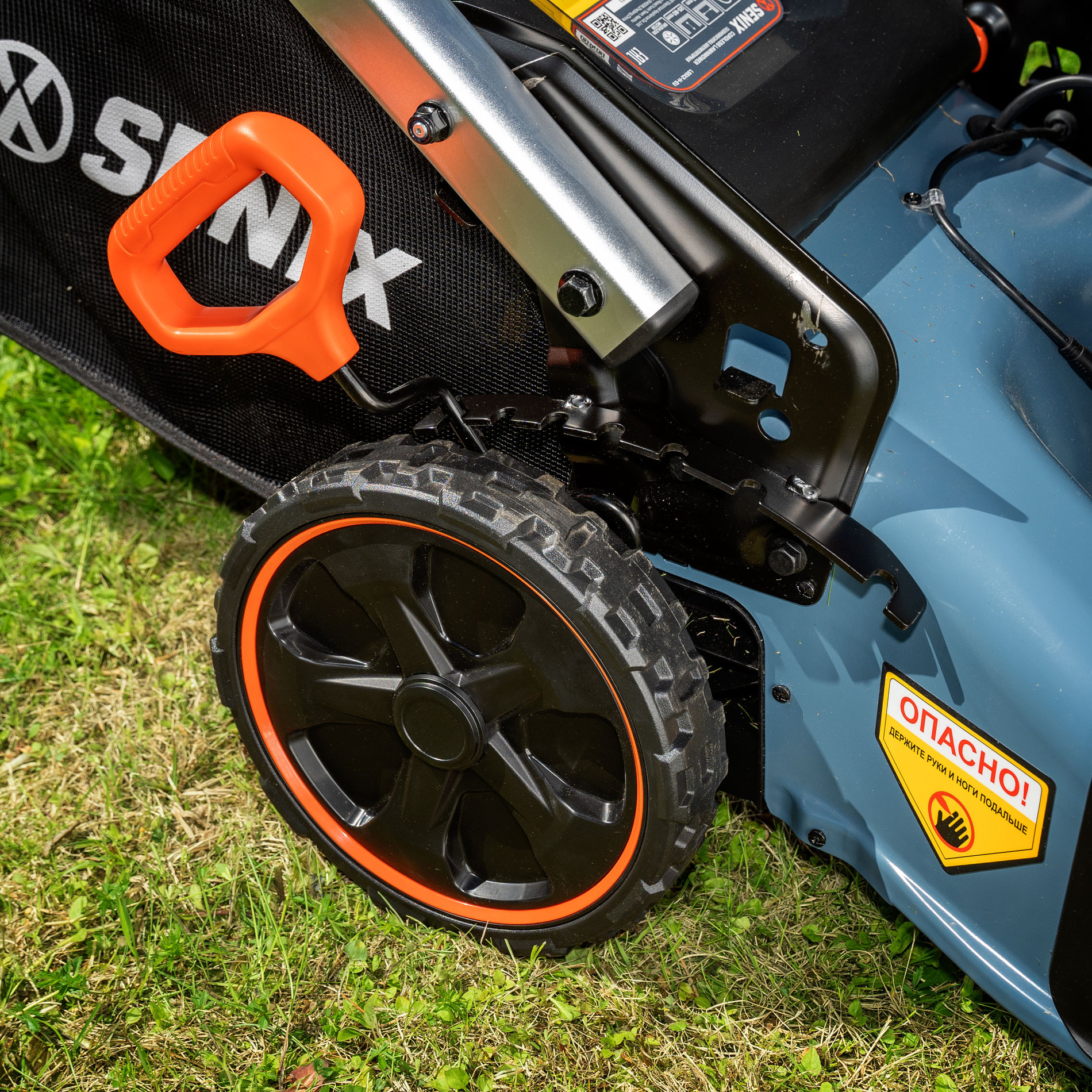 Газонокосилка самоходная аккумуляторная, 46 см, без акб и зу 2X2 40В