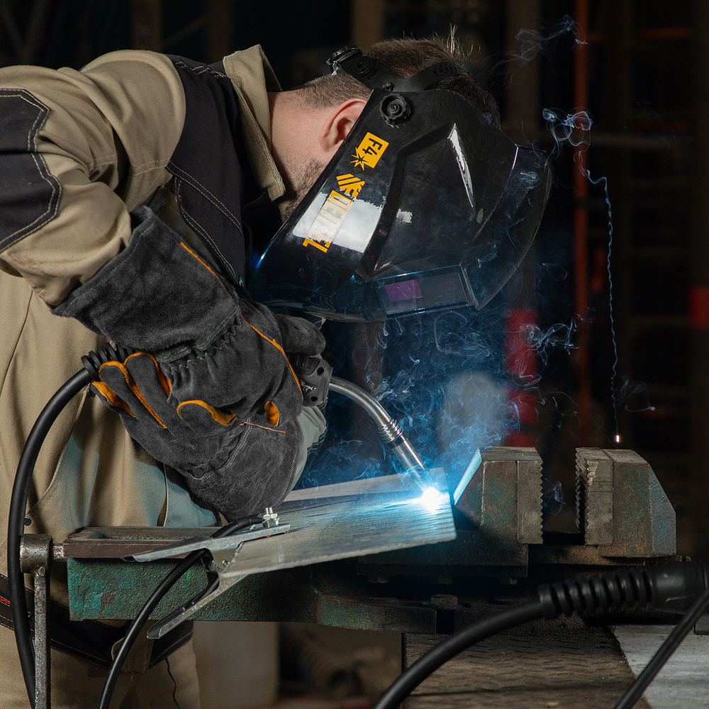 Аппарат инвертор. полуавтомат. сварки MultiMIG-200DP Synergy Double Pulse, 200 А, ПВ 80% Denzel (94313)