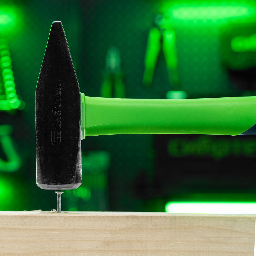 Молоток слесарный, 1000 г, фибергласовая обрезиненная рукоятка Сибртех (10329)