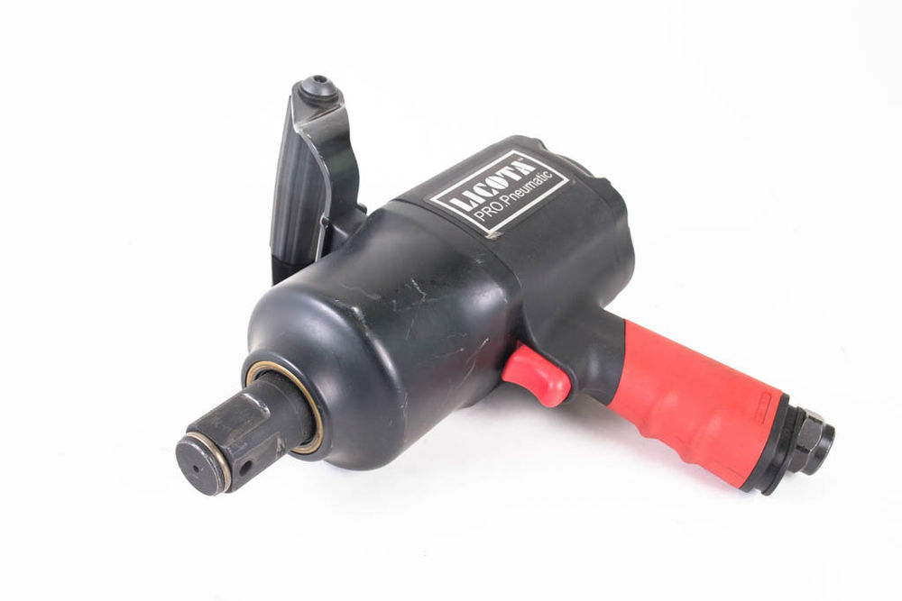 Гайковерт пневматический ударный 1 2034 Нм (207 кГм), композитный, Licota, PAW-10045S