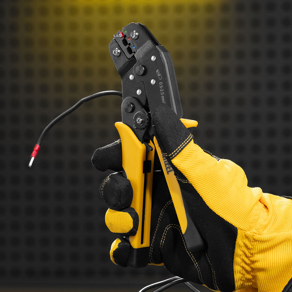 Клещи для обжима изолир. наконечников НКИ и НВИ, разъемов РПИ, гильз ГСИ, 0,5 - 2,5 мм2 Denzel (17747)