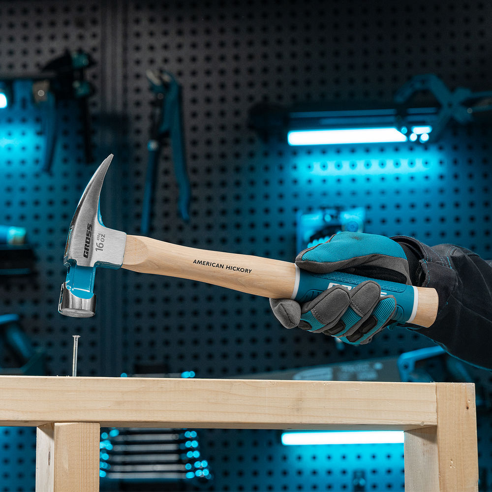 Молоток-гвоздодер, 450 г, угол 75, магнит, обрезиненная рукоятка American hickory GROSS