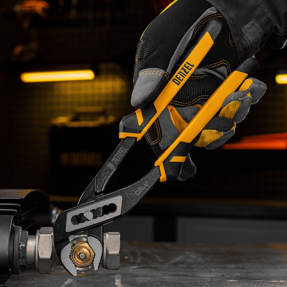 Набор инструментов, 1/2, 1/4, CrV, S2, пластиковый кейс, 84 предмета Denzel