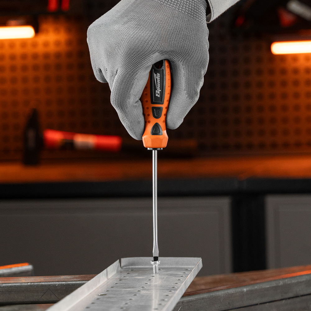 Отвертка Point, SL4 х 100 мм, CrV, двухкомпонентная рукоятка Sparta