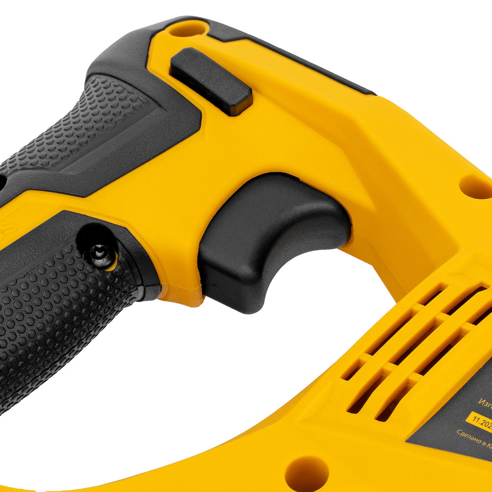 Пила сабельная аккумуляторная бесщет BRC-120-0, 18В Li-Ion Denzel (28461)