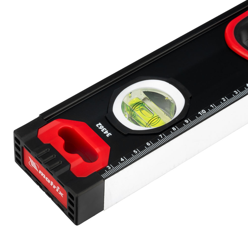 Уровень алюминиевый, усиленный, фрезерованный, 3 глазка, двухкомпонентные рукоятки, 800 мм Matrix (34362)