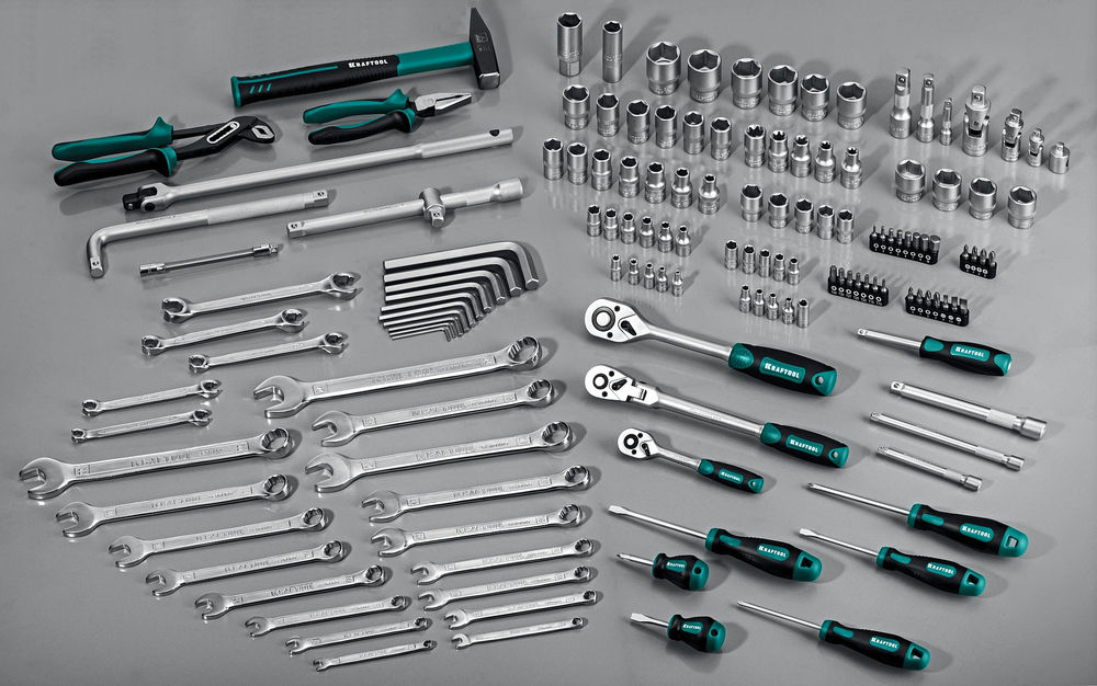 Набор инструмента универсальный 142 предм., (1/2+3/8+1/4) EXTREM-142 KRAFTOOL 27889-H142