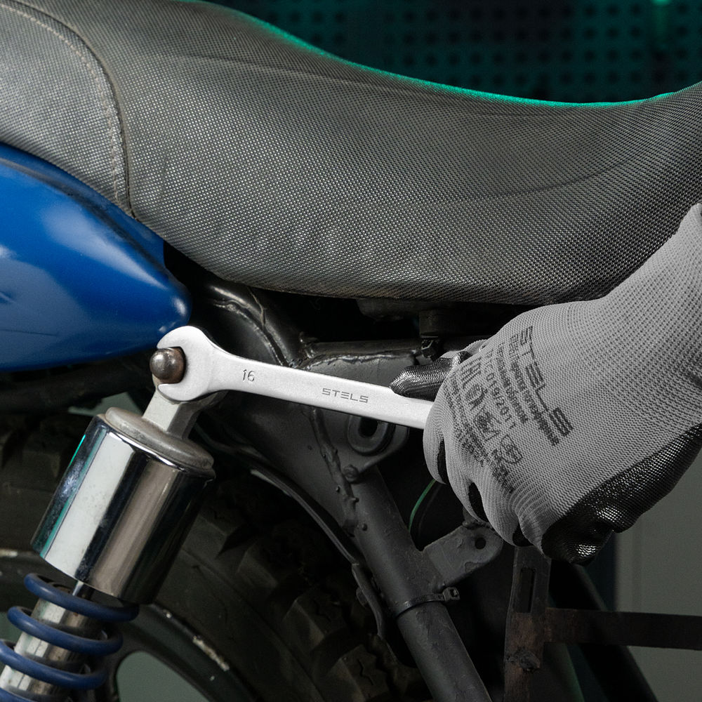 Ключ комбинированный, 16 мм, CrV, матовый хром Stels