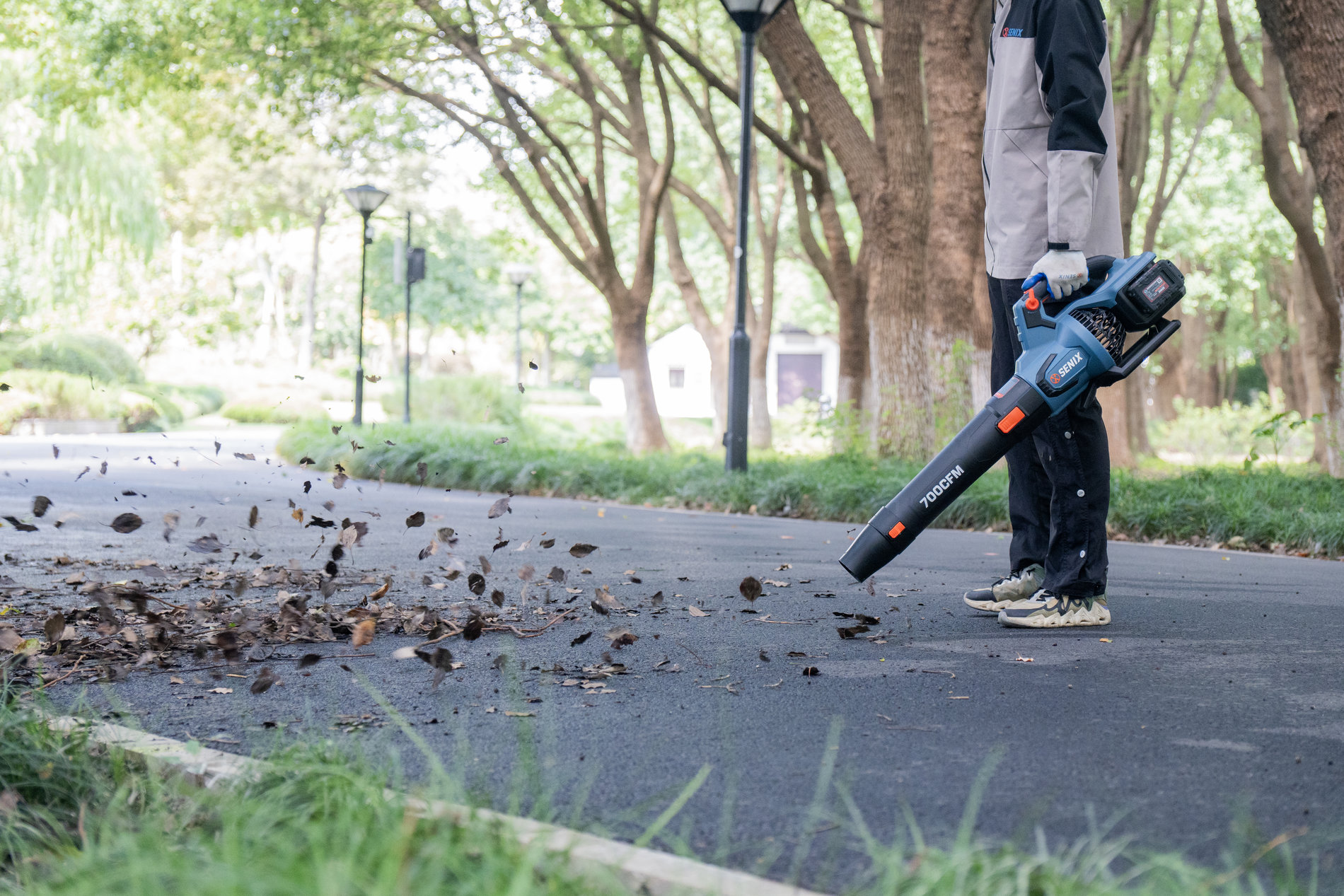Воздуходувка аккумуляторная, 40В, 2 АКБ и ЗУ 2X2 20V