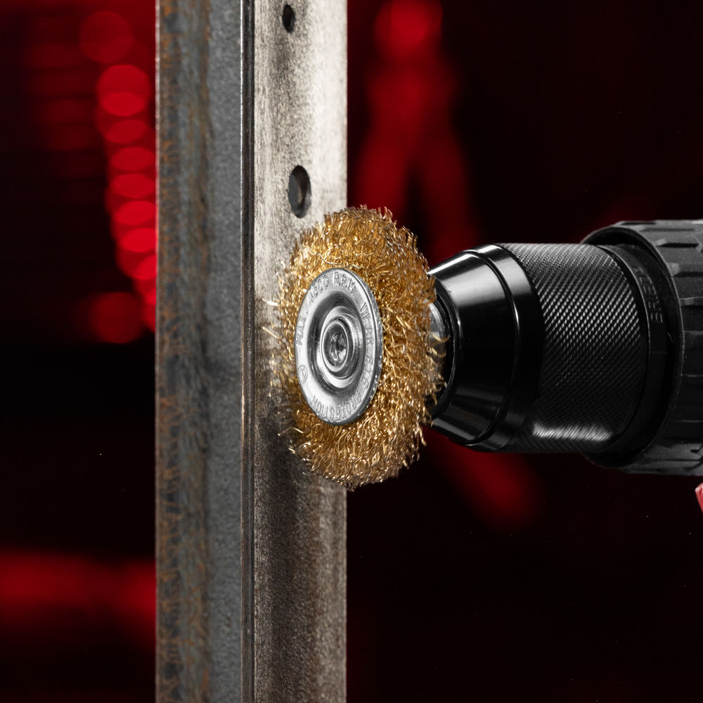 Щетка для дрели, 50 мм, плоская со шпилькой, латунированная витая проволока Matrix (74444)