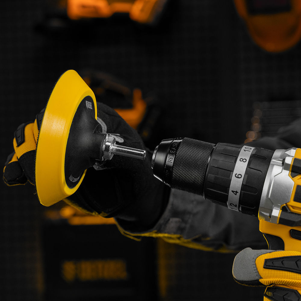 Тарелка опорная для дрели и УШМ с липучкой, 115 мм, мягкая, с адаптером c М14 на d8 Denzel (76247)