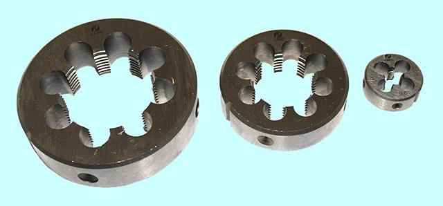 Плашка трубная цилиндрическая G 2, 11 ниток/дюйм, dнар.105мм, 9ХС левая CNIC