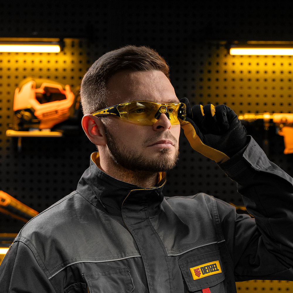Очки защитные открытые, поликарбонатные, желтая линза, 2х комп.дужки Denzel (89192)
