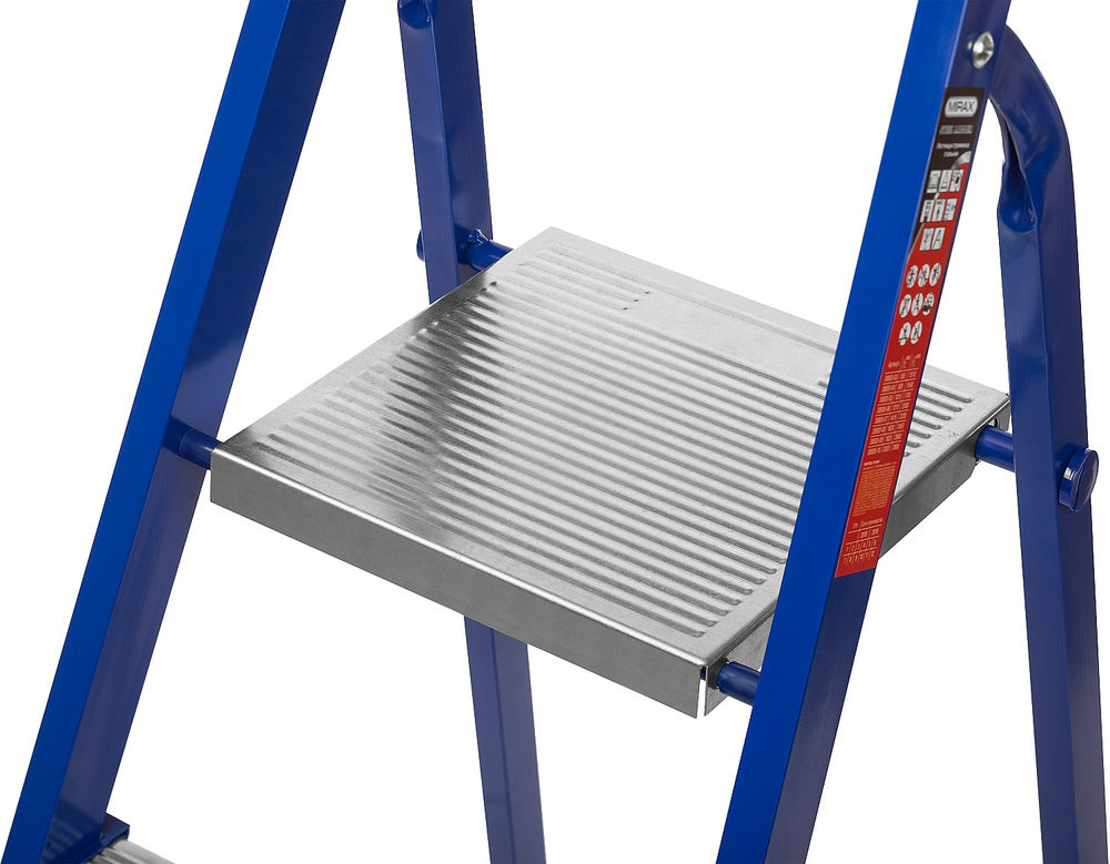 Стальная стремянка 3 ступени, 60 см MIRAX 38800-03