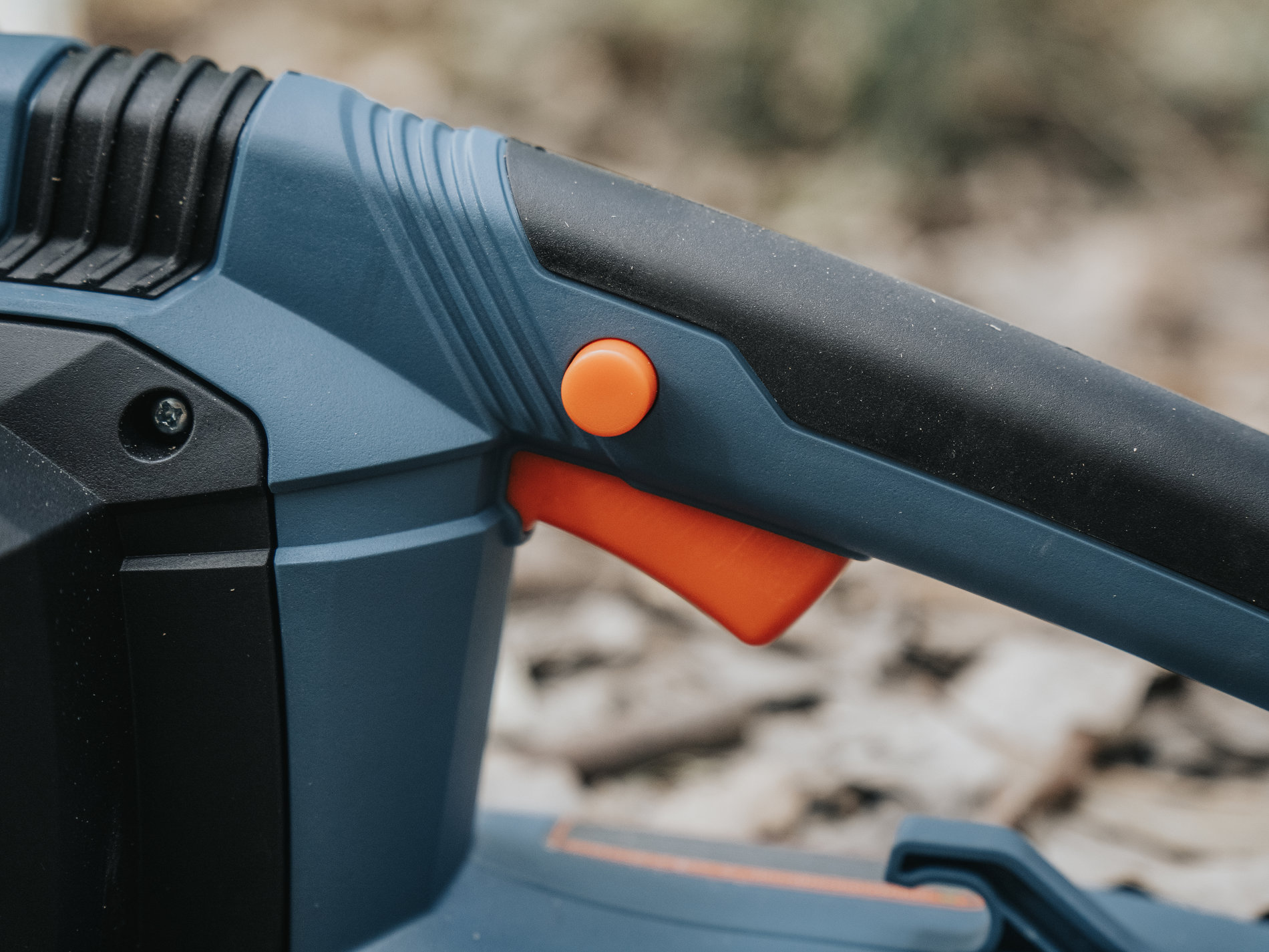 Электрическая цепная поперечное исполнение пила 2200Вт, 40 (16)