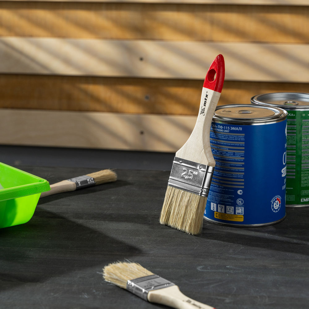 Кисть плоская Стандарт 2.5 (63 мм) натуральная щетина, деревянная ручка MTX (82535)