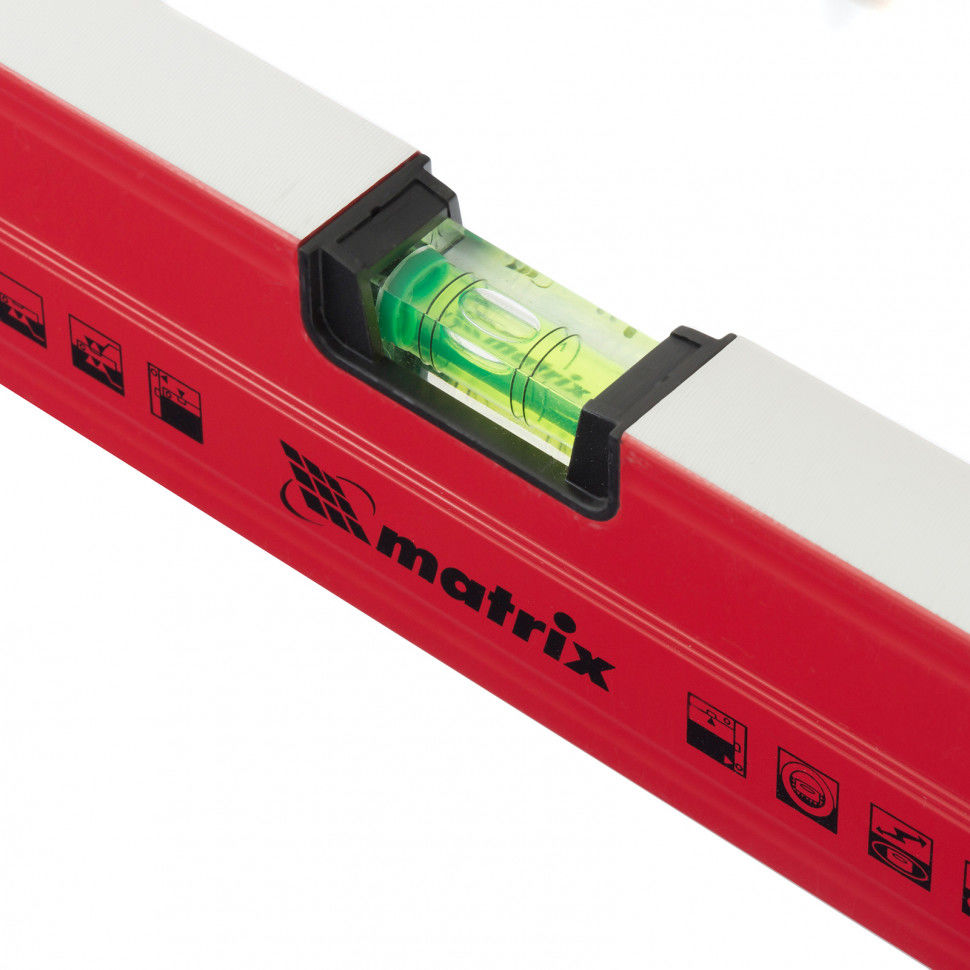 Уровень алюминиевый магнитный, 2000 мм, фрезерованный, 3 глазка (1 зеркальный) усиленный Matrix (34720)